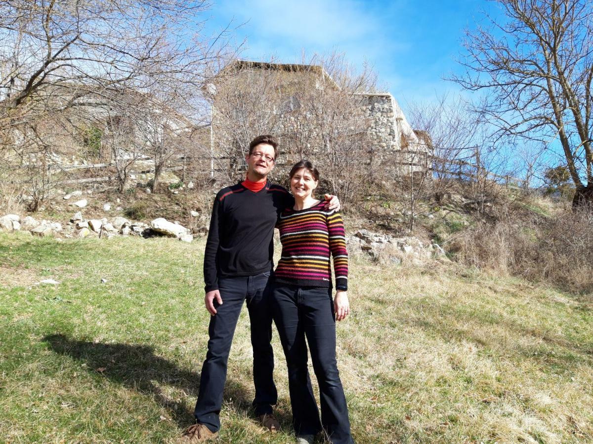 Gites Les Costoliers Châteauneuf-Miravail Dış mekan fotoğraf